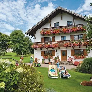 Wofahanslhof Apartment